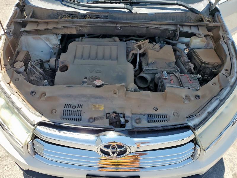 5TDKKRFH9GS172202 - 2016 TOYOTA HIGHLANDER XLE თეთრი ფოტო 12