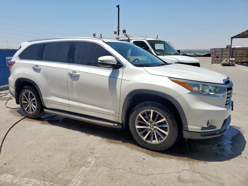 5TDKKRFH9GS172202 - 2016 TOYOTA HIGHLANDER XLE თეთრი ფოტო 4
