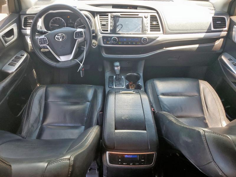 5TDKKRFH9GS172202 - 2016 TOYOTA HIGHLANDER XLE თეთრი ფოტო 8