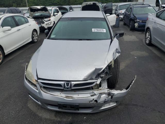 1HGCM56127A165259 - 2007 HONDA ACCORD VALUE SILVER photo 5