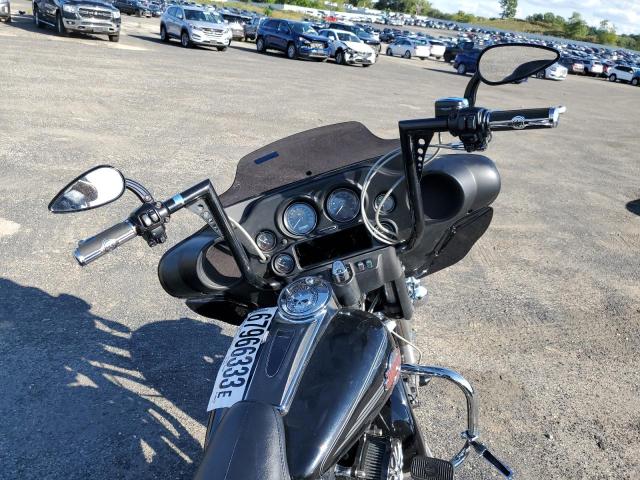 1HD1FCW116Y685607 - 2006 HARLEY-DAVIDSON FLHTCUI 黑色 照片 5