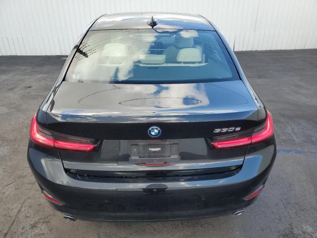 3MW5P7J06N8C62334 - 2022 BMW 330E BLACK photo 6