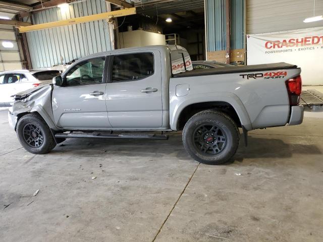 3TMCZ5AN0JM153258 - 2018 TOYOTA TACOMA DOUBLE CAB 灰色 照片 2