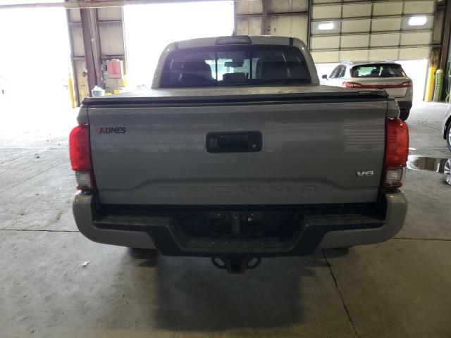 3TMCZ5AN0JM153258 - 2018 TOYOTA TACOMA DOUBLE CAB 灰色 照片 6