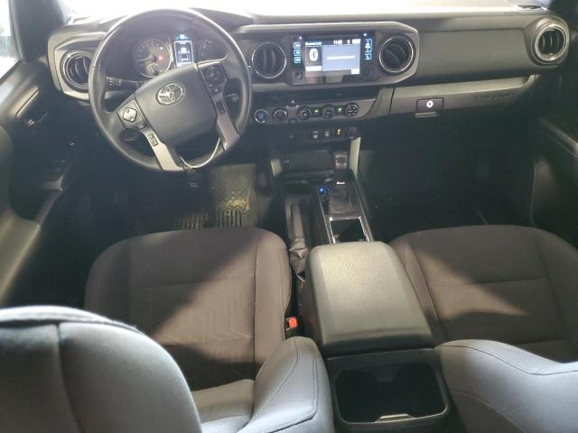 3TMCZ5AN0JM153258 - 2018 TOYOTA TACOMA DOUBLE CAB 灰色 照片 8