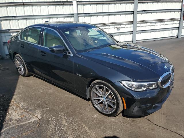 3MW5P9J07N8C76559 - 2022 BMW 330XE أسود صورة 4
