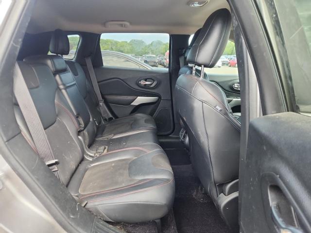 1C4PJMBX4JD507765 - 2018 JEEP CHEROKEE TRAILHAWK SILVER photo 10