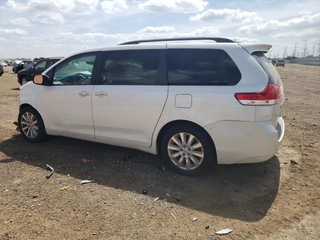 5TDDK3DCXDS049422 - 2013 TOYOTA SIENNA XLE WHITE photo 2