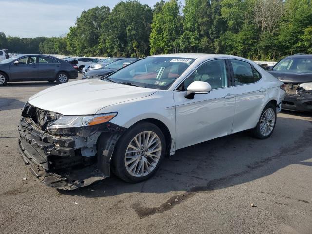 2020 TOYOTA CAMRY XLE, 