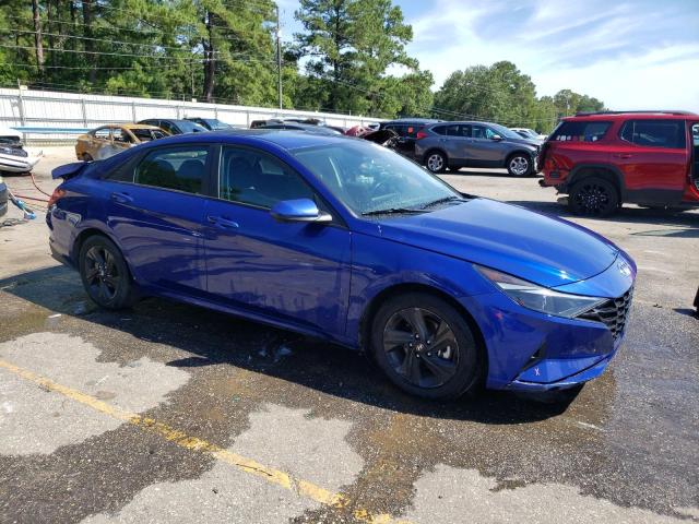 5NPLS4AG9MH009122 - 2021 HYUNDAI ELANTRA SEL BLUE photo 4