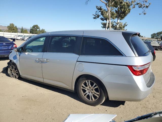 5FNRL5H66DB060912 - 2013 HONDA ODYSSEY EXL Արծաթագույն լուսանկար 2