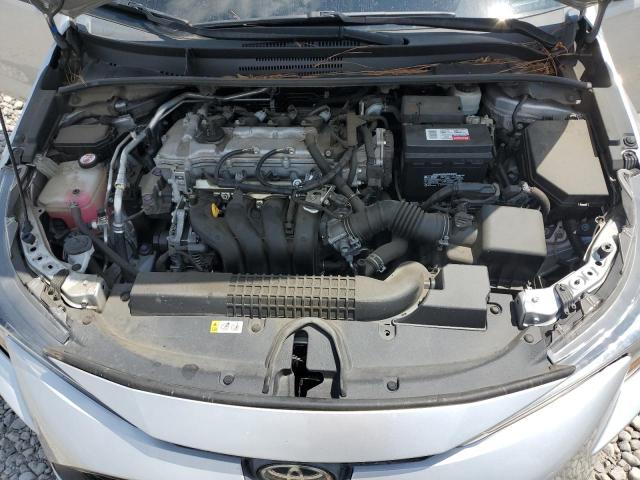 5YFEPRAE2LP056063 - 2020 TOYOTA COROLLA LE Արծաթագույն լուսանկար 11