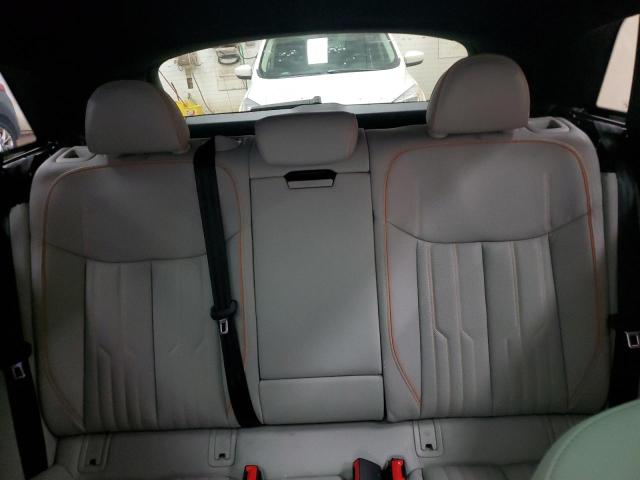 WA16AAGE8RB032446 - 2024 AUDI Q8 E-TRON PRESTIGE WHITE photo 10