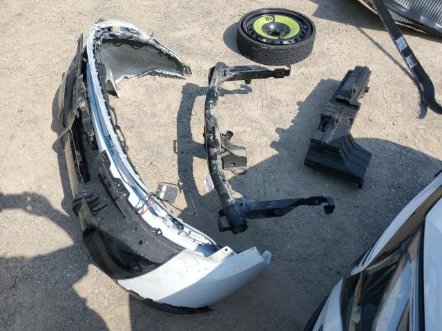 WA16AAGE8RB032446 - 2024 AUDI Q8 E-TRON PRESTIGE WHITE photo 13