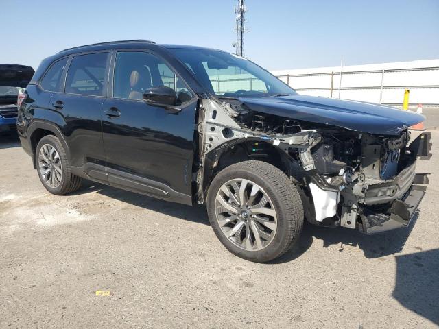 JF2SLDTCXSH572096 - 2025 SUBARU FORESTER TOURING BLACK photo 4