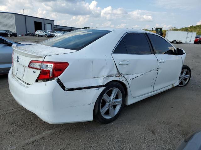 4T1BF1FK7EU798448 - 2014 TOYOTA CAMRY L WHITE photo 3