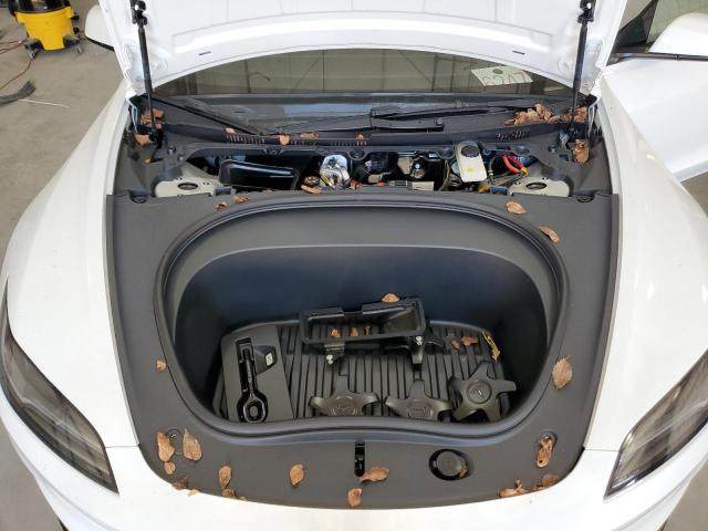 5YJ3E1ETXSF936512 - 2025 TESLA MODEL 3 WHITE photo 11