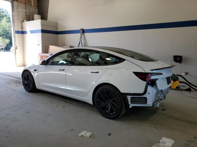 5YJ3E1ETXSF936512 - 2025 TESLA MODEL 3 WHITE photo 2