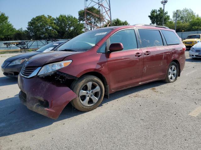 2017 TOYOTA SIENNA LE, 