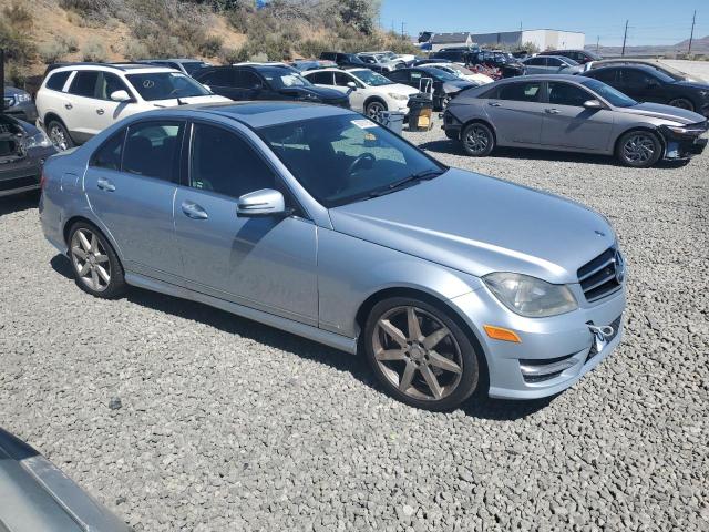 WDDGF8AB8EA923426 - 2014 MERCEDES-BENZ C 300 4MATIC SILVER photo 4