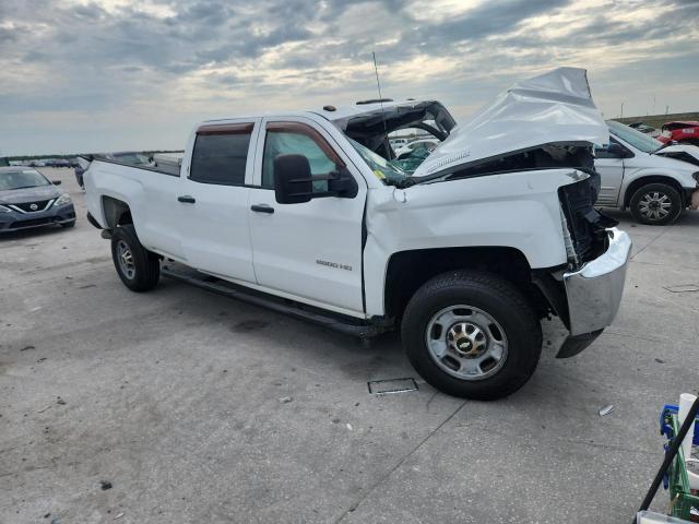 1GC1CUE84FF129334 - 2015 CHEVROLET SILVERADO C2500 HEAVY DUTY WHITE photo 4