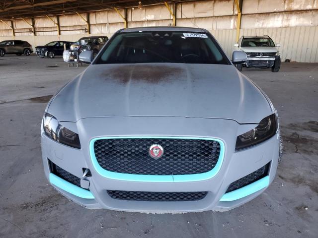 SAJBD4BN1HCY45593 - 2017 JAGUAR XF PREMIUM GRAY photo 5