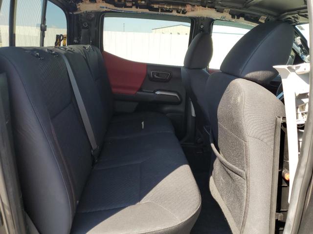 3TYAX5GN0PT069796 - 2023 TOYOTA TACOMA DOUBLE CAB ნაცრისფერი ფოტო 10