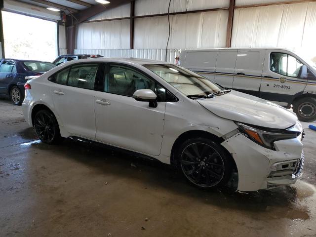 JTDS4MCE2P3518082 - 2023 TOYOTA COROLLA SE WHITE photo 4