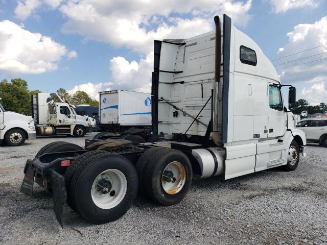 4V4NC9EJ1CN538740 - 2012 VOLVO VN VNL WHITE photo 4