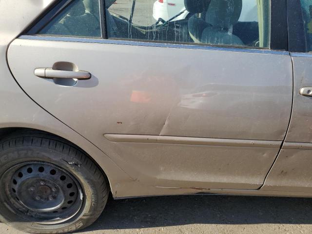 4T1BE32KX5U552448 - 2005 TOYOTA CAMRY LE GOLD photo 10