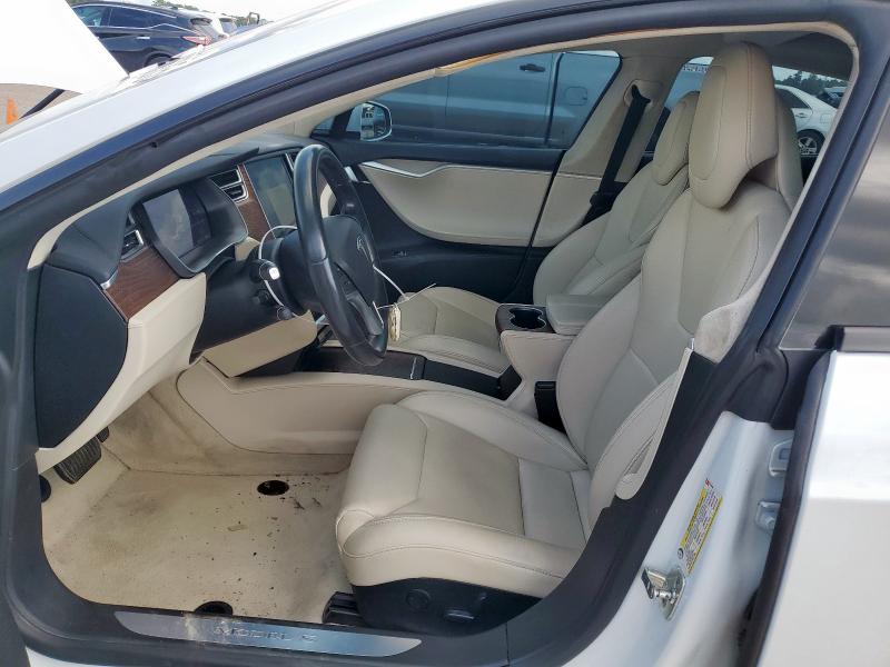 5YJSA1E23JF243990 - 2018 TESLA MODEL S თეთრი ფოტო 7