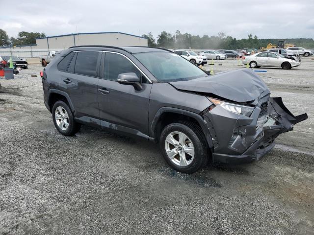 2T3W1RFV9MC164865 - 2021 TOYOTA RAV4 XLE 灰色 照片 4