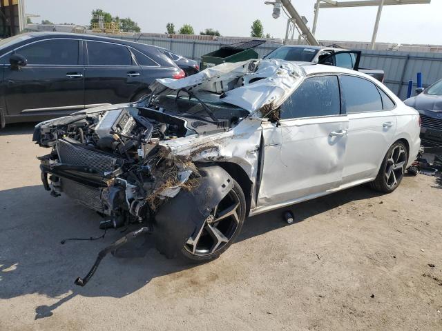 2020 VOLKSWAGEN PASSAT R-LINE, 