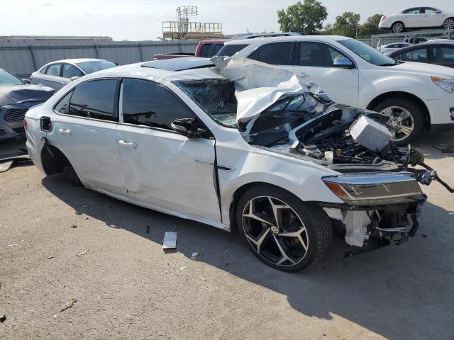 1VWMA7A31LC012853 - 2020 VOLKSWAGEN PASSAT R-LINE თეთრი ფოტო 4