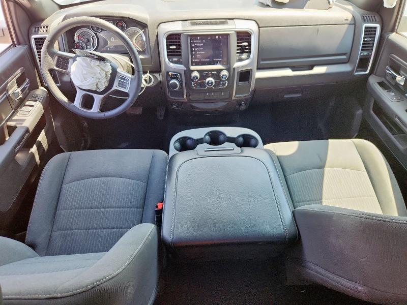 1C6RR6GG5NS209000 - 2022 RAM 1500 CLASS SLT Biały zdjęcie 8