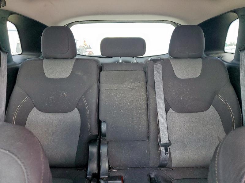 1C4PJMCB6JD529317 - 2018 JEEP CHEROKEE LATITUDE 银色 照片 10