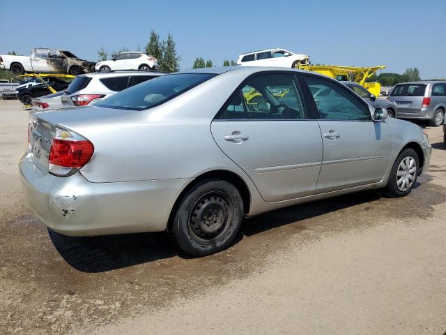 4T1BE32K35U080156 - 2005 TOYOTA CAMRY LE SILVER photo 3