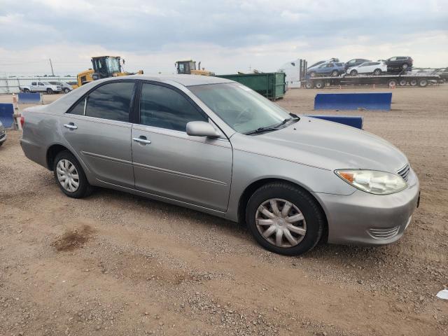 4T1BE32K35U959592 - 2005 TOYOTA CAMRY LE 灰色 照片 4