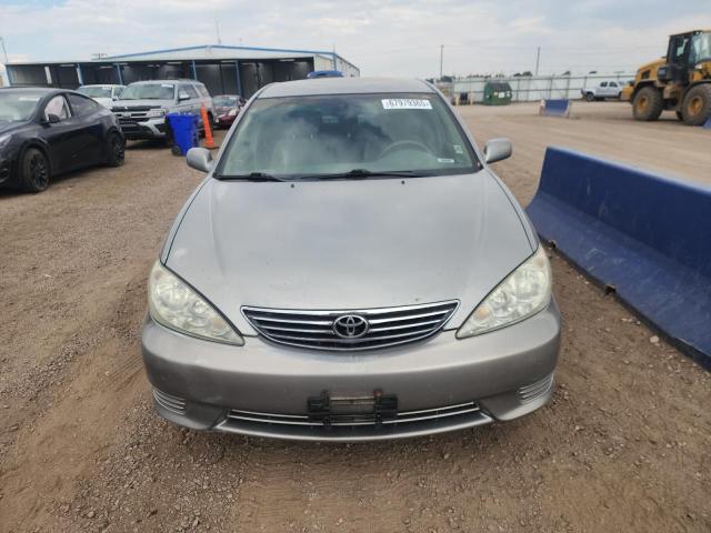 4T1BE32K35U959592 - 2005 TOYOTA CAMRY LE 灰色 照片 5