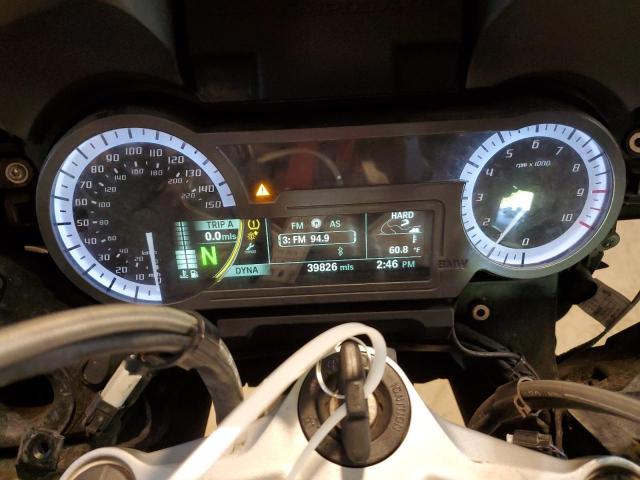 WB10A1300GZ193896 - 2016 BMW R1200 RT GRAY photo 7