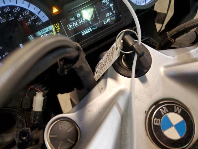 WB10A1300GZ193896 - 2016 BMW R1200 RT GRAY photo 8