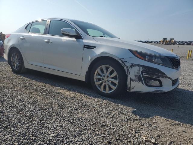 5XXGN4A71FG438892 - 2015 KIA OPTIMA EX WHITE photo 4
