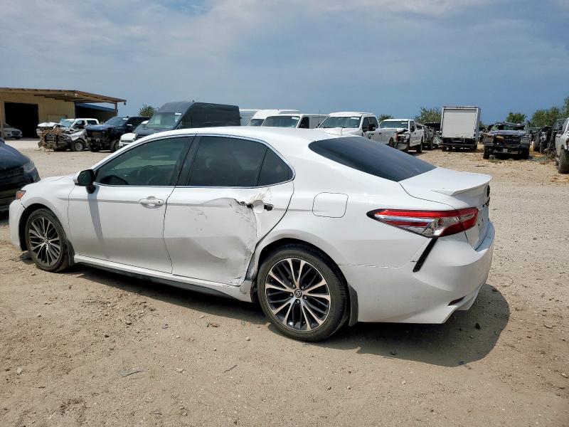 4T1G11AK6LU307540 - 2020 TOYOTA CAMRY SE WHITE photo 2