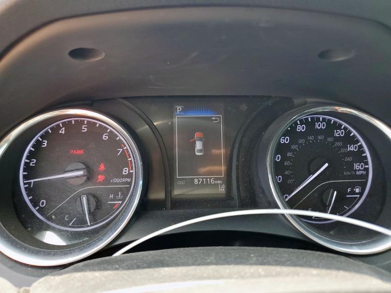 4T1G11AK6LU307540 - 2020 TOYOTA CAMRY SE WHITE photo 9