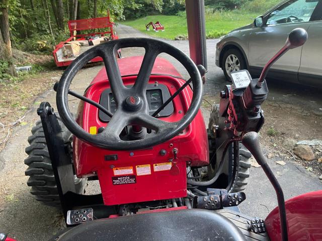 USMN1676 - 2011 MAHINDRA AND MAHINDRA 4530 红色 照片 9