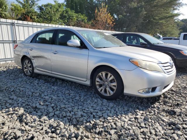 4T1BK3DB9BU374744 - 2011 TOYOTA AVALON BASE SILVER photo 4