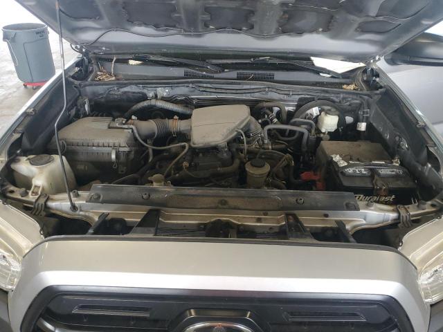 5TFSX5EN4JX058451 - 2018 TOYOTA TACOMA ACCESS CAB Srebrny zdjęcie 11