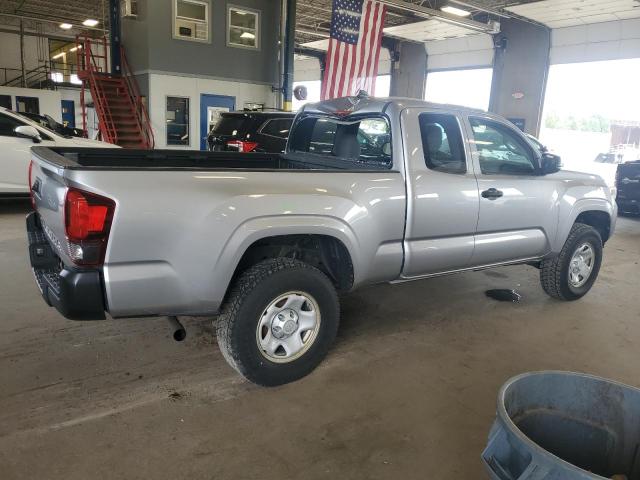 5TFSX5EN4JX058451 - 2018 TOYOTA TACOMA ACCESS CAB Srebrny zdjęcie 3