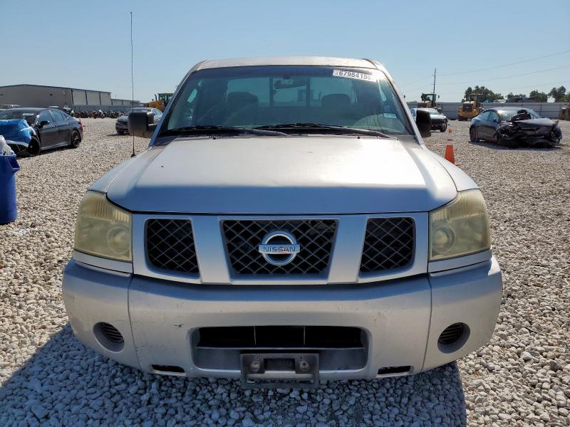 1N6AA06A04N512753 - 2004 NISSAN TITAN XE 银色 照片 5