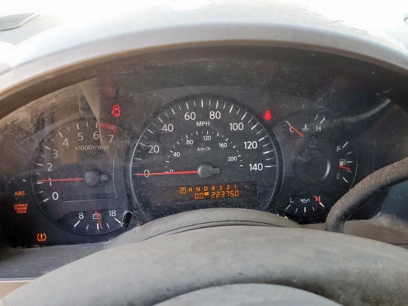 1N6AA06A04N512753 - 2004 NISSAN TITAN XE 银色 照片 9